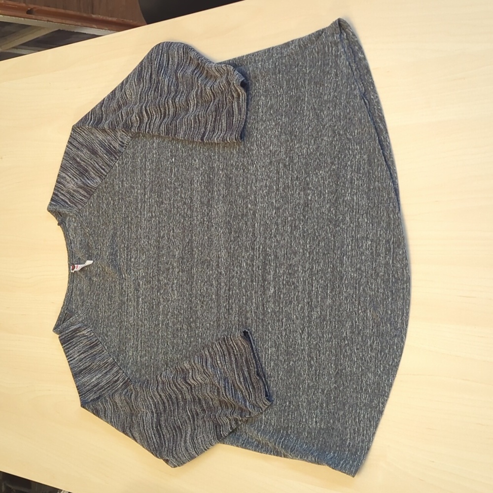 Poof! Women's Plus 1x long sleeve top